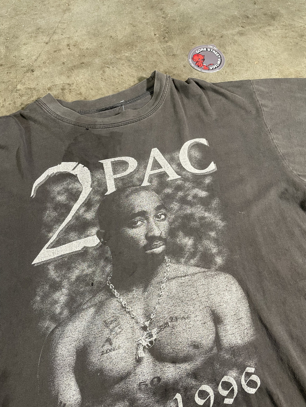 Vintage Black Faded 90s 2pac Memorial Tee XL 23x27